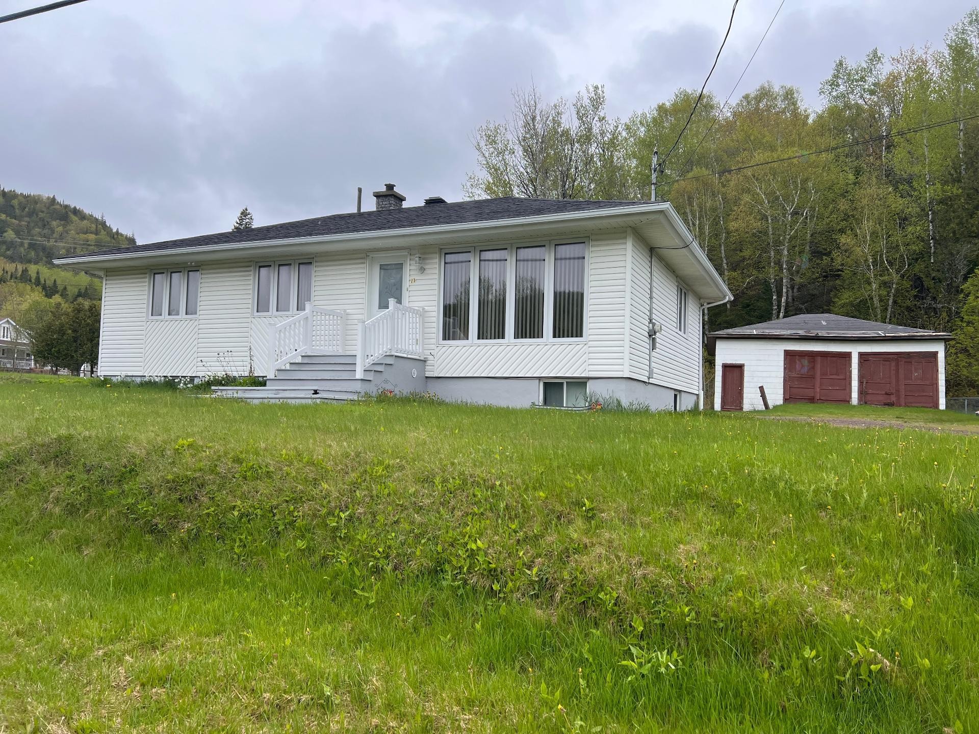 









11


Boul. Perron E.

,
Matapédia,




QC
G0J1V0

