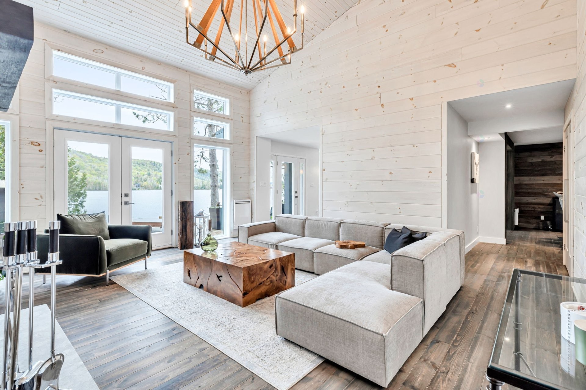 









2020


Ch. du Lac-Ste-Rose N.

,
Mandeville,




QC
J0K1L0

