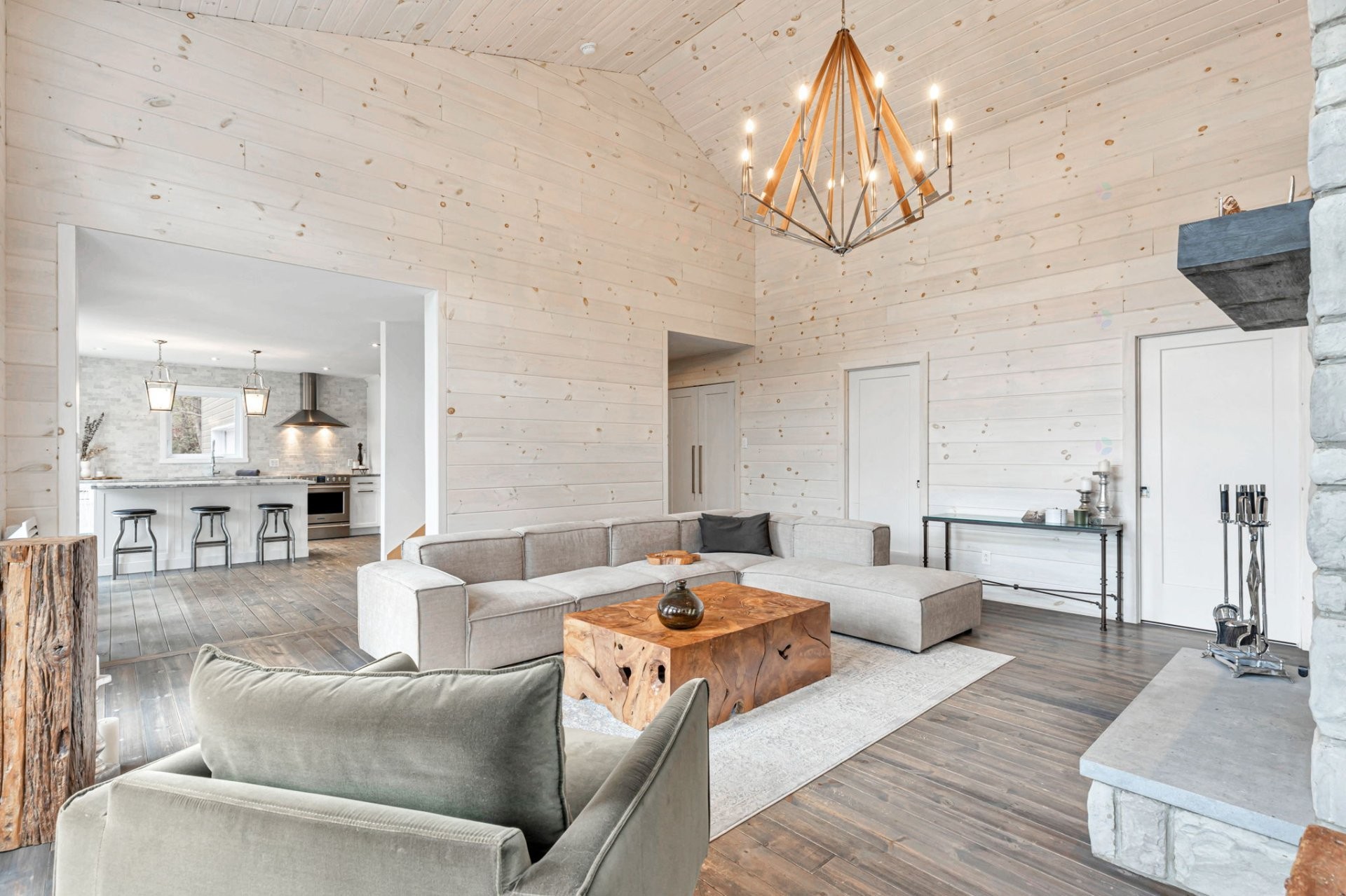 









2020


Ch. du Lac-Ste-Rose N.

,
Mandeville,




QC
J0K1L0

