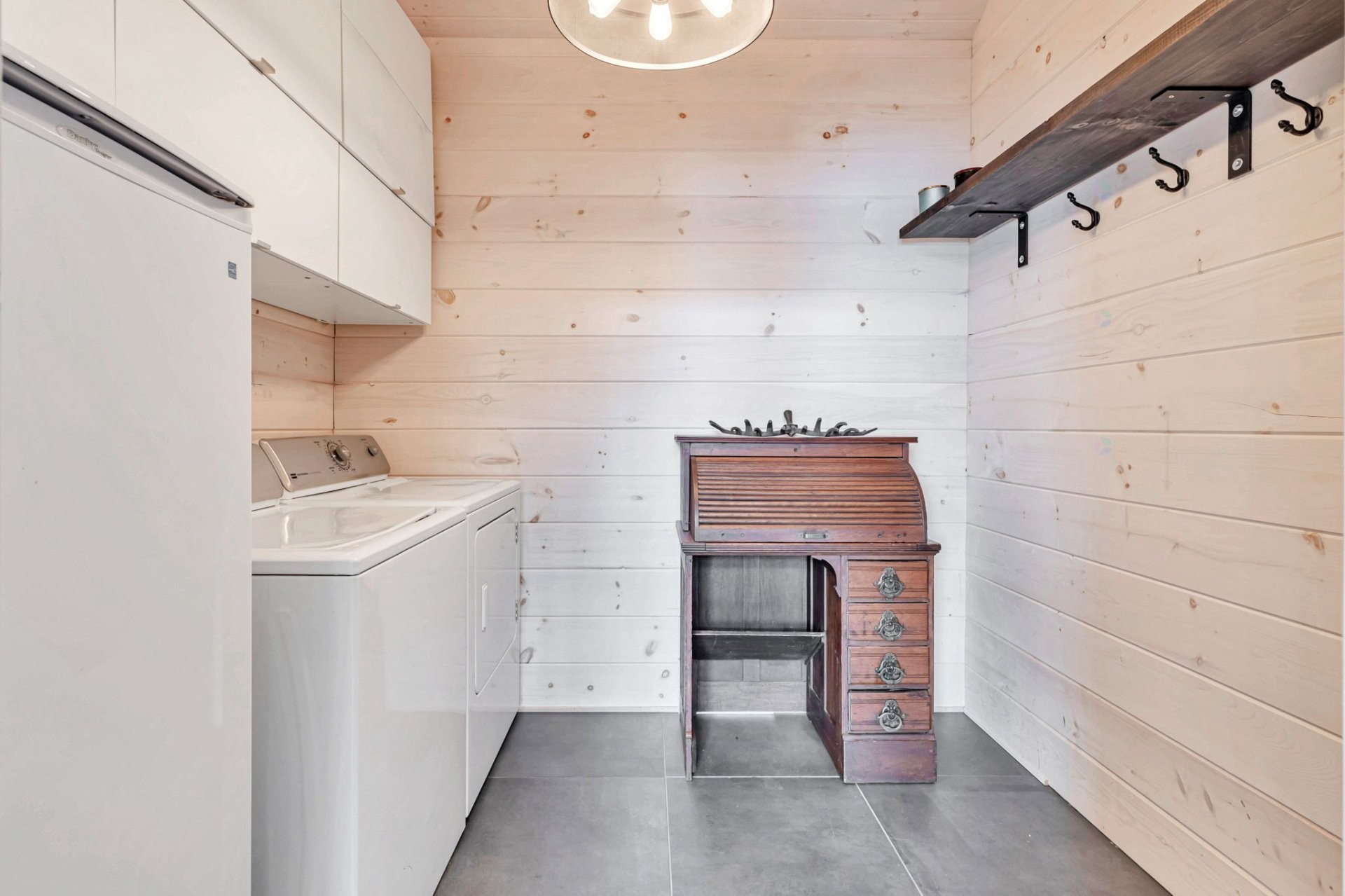 









2020


Ch. du Lac-Ste-Rose N.

,
Mandeville,




QC
J0K1L0

