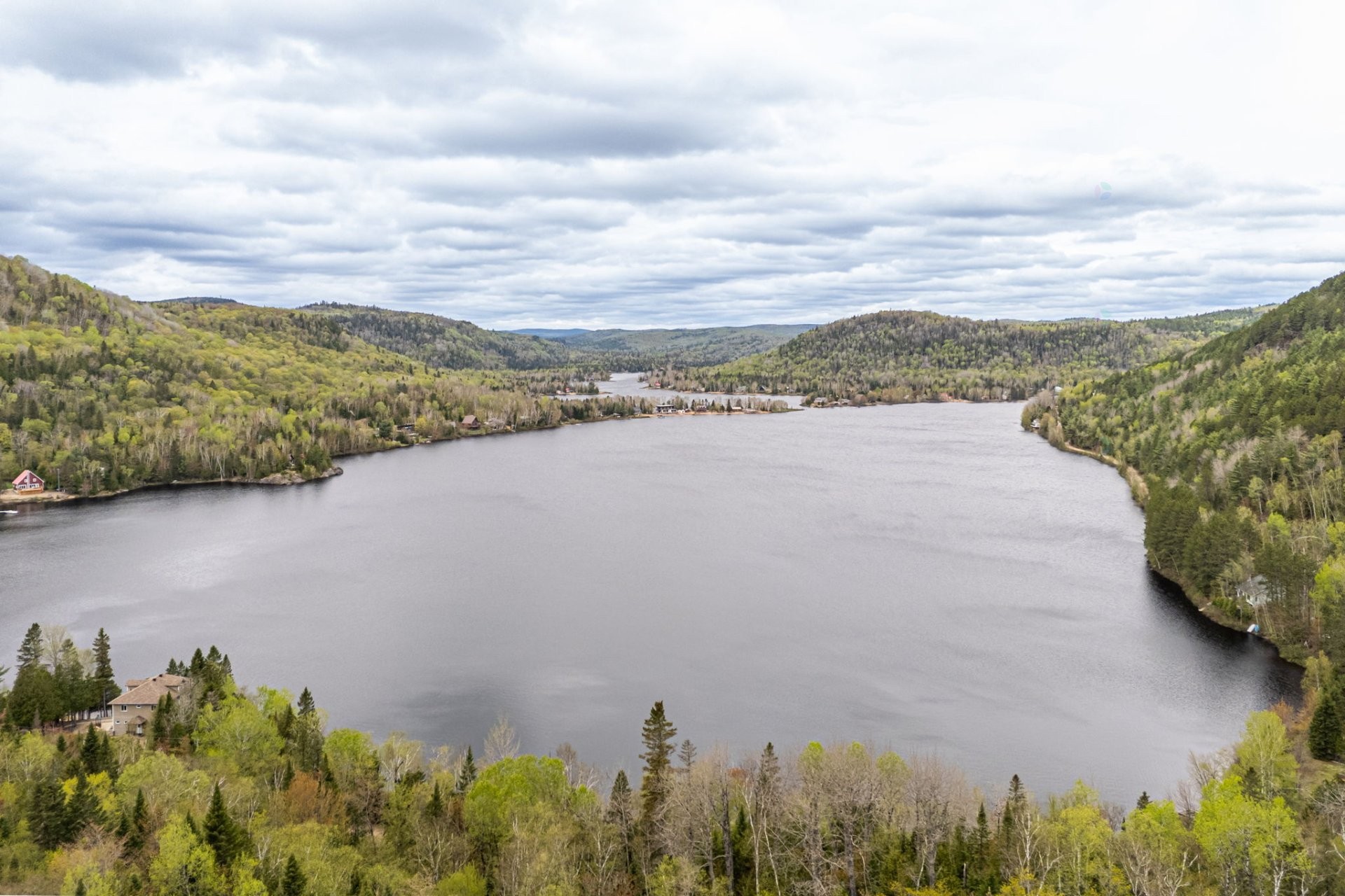 









2020


Ch. du Lac-Ste-Rose N.

,
Mandeville,




QC
J0K1L0

