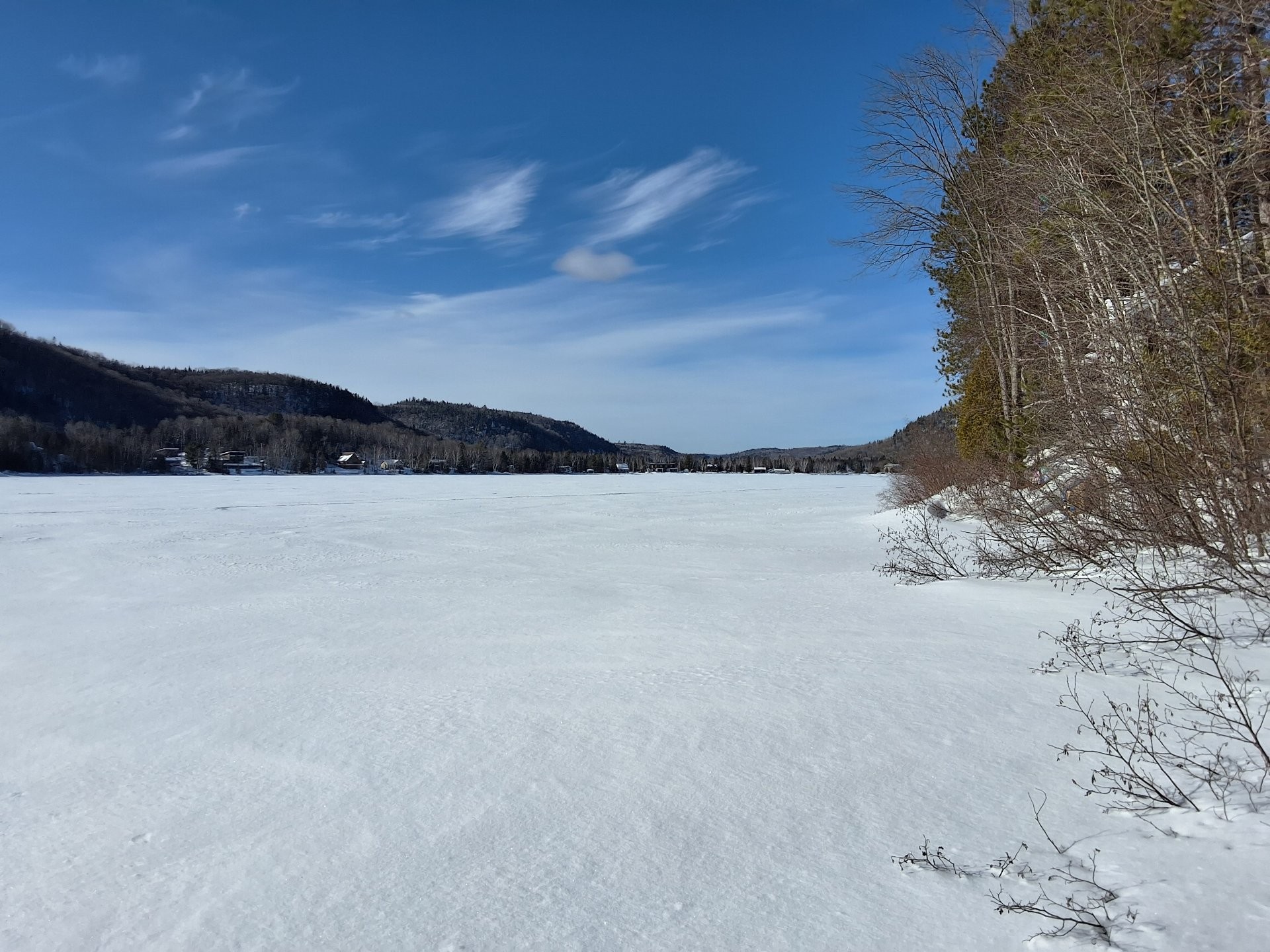 









2020


Ch. du Lac-Ste-Rose N.

,
Mandeville,




QC
J0K1L0

