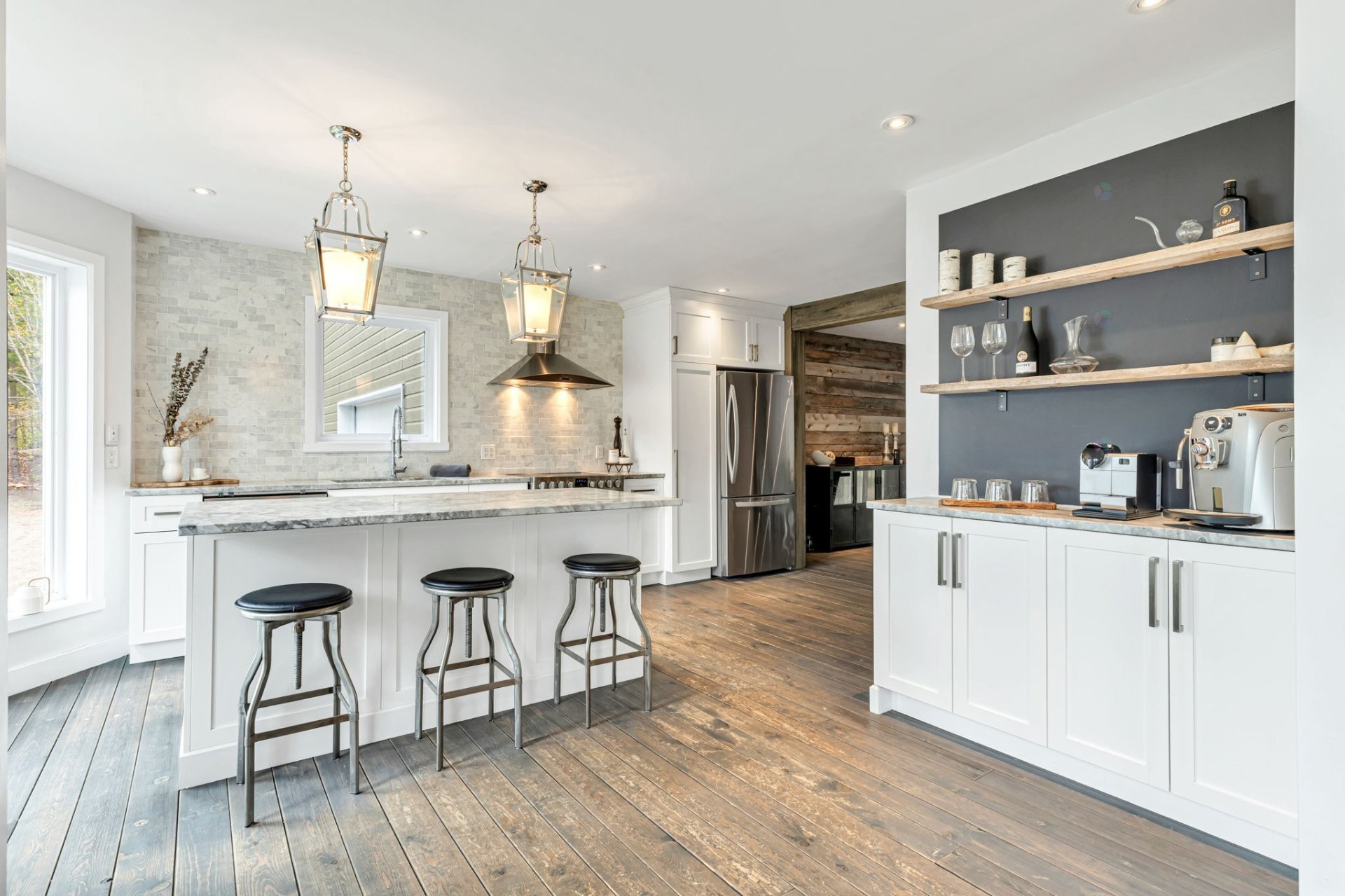 









2020


Ch. du Lac-Ste-Rose N.

,
Mandeville,




QC
J0K1L0

