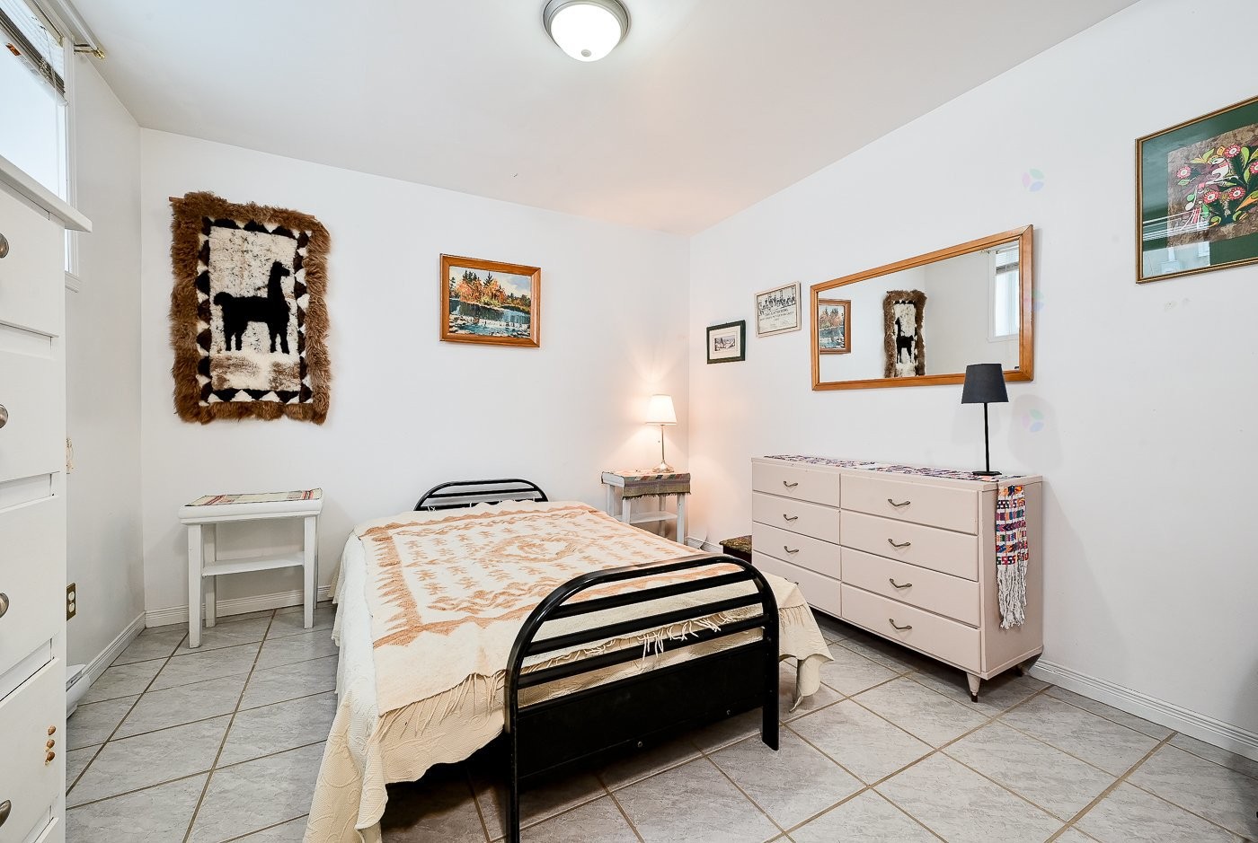 









208


Ch. St-Charles

,
Longueuil (Greenfield Park),




QC
J4V2K5

