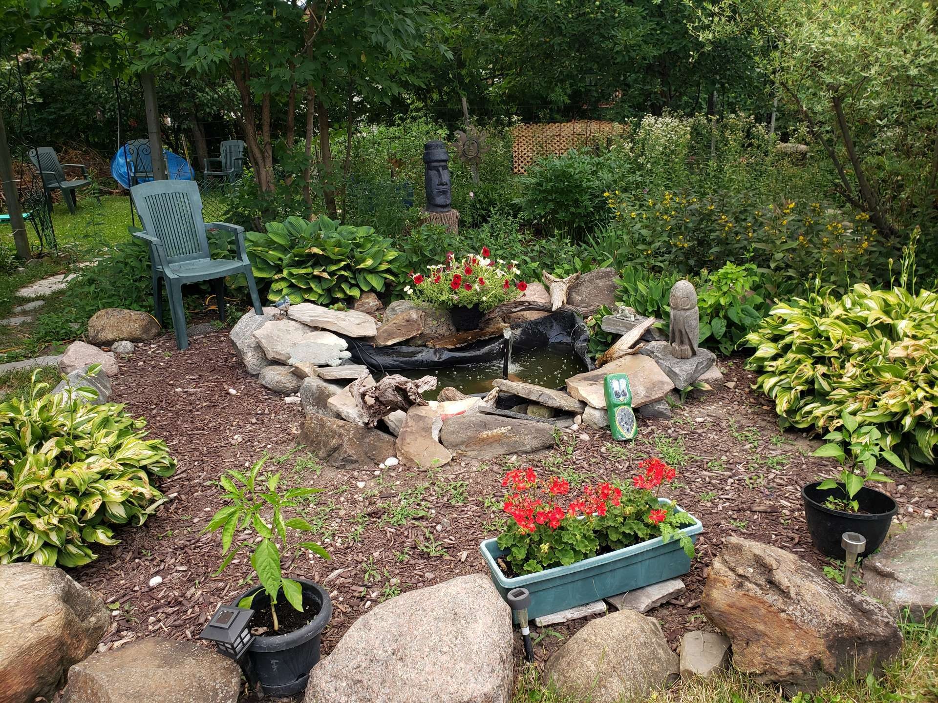 









208


Ch. St-Charles

,
Longueuil (Greenfield Park),




QC
J4V2K5

