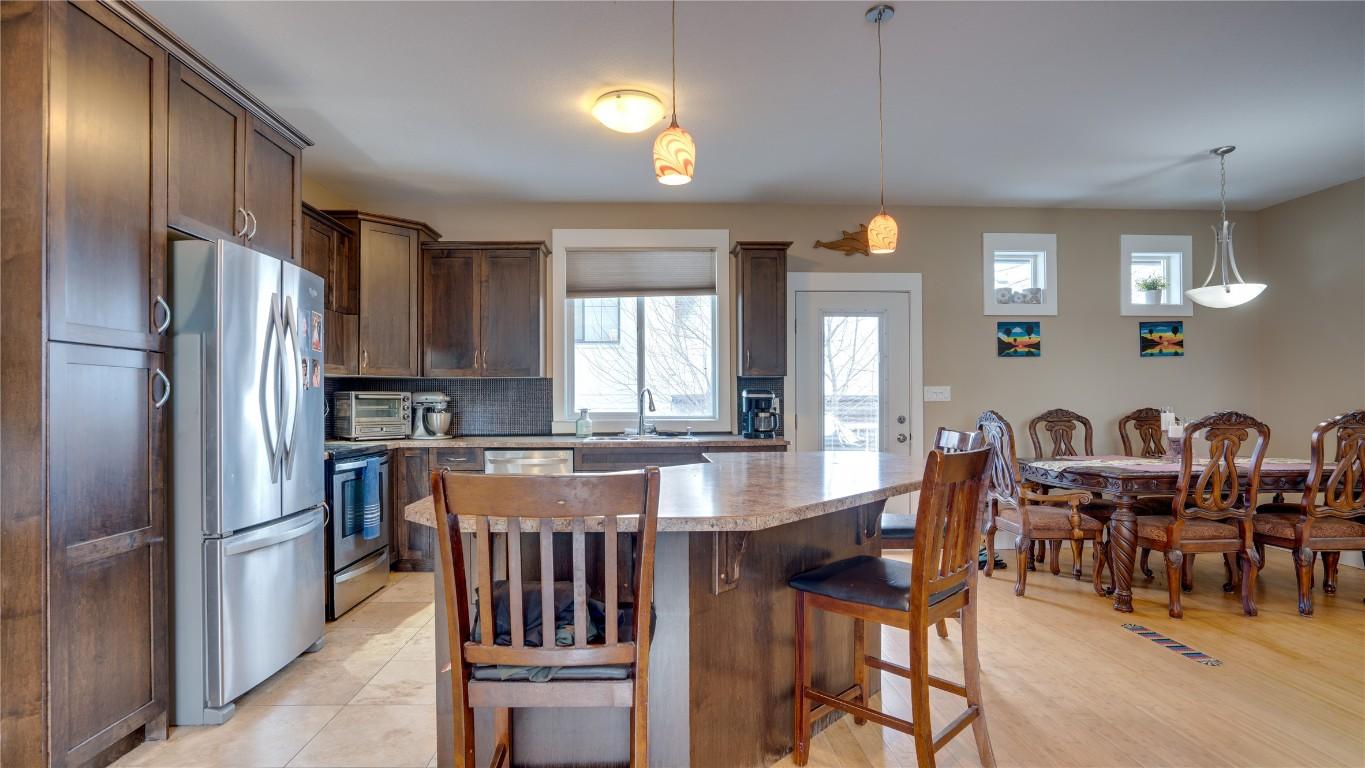 









4406A


25

Street,
Vernon,




BC
V1T 4S6

