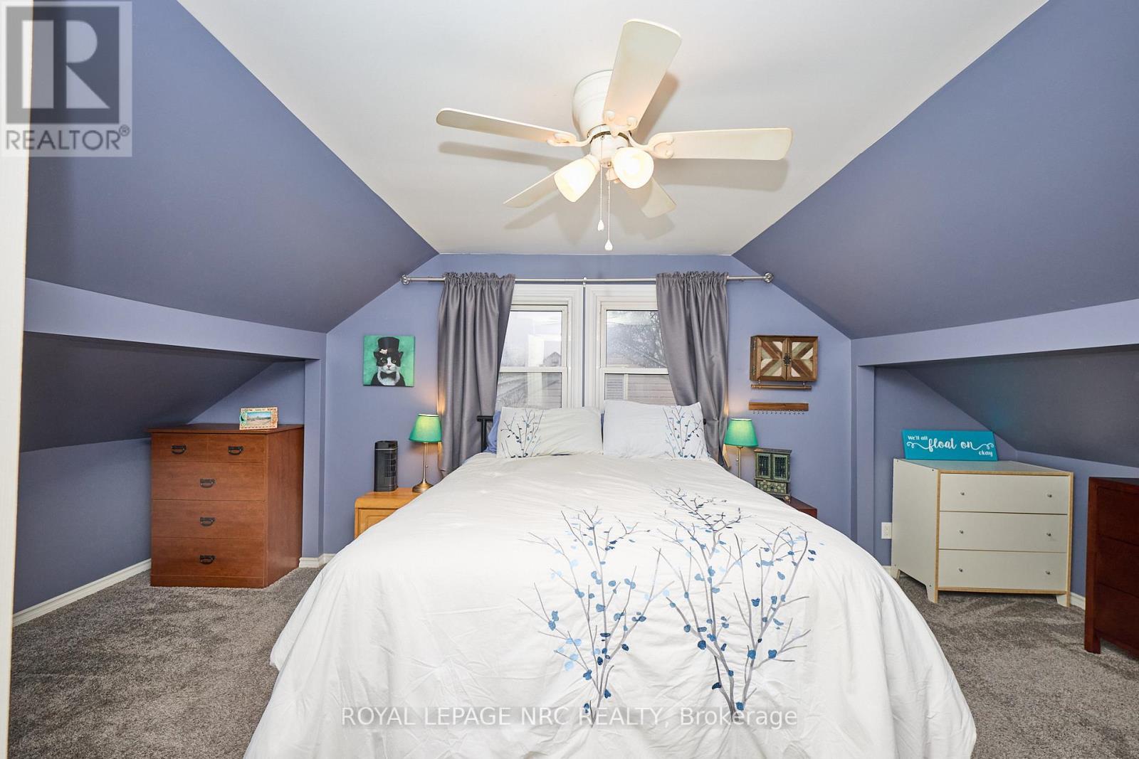 












40 SHAKESPEARE AVENUE

,
St. Catharines (Haig),




Ontario
L2R6M6

