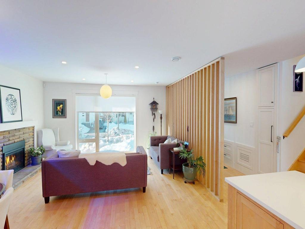 












6368 Edinburgh Street

,
Halifax,




NS
B3L 1W4

