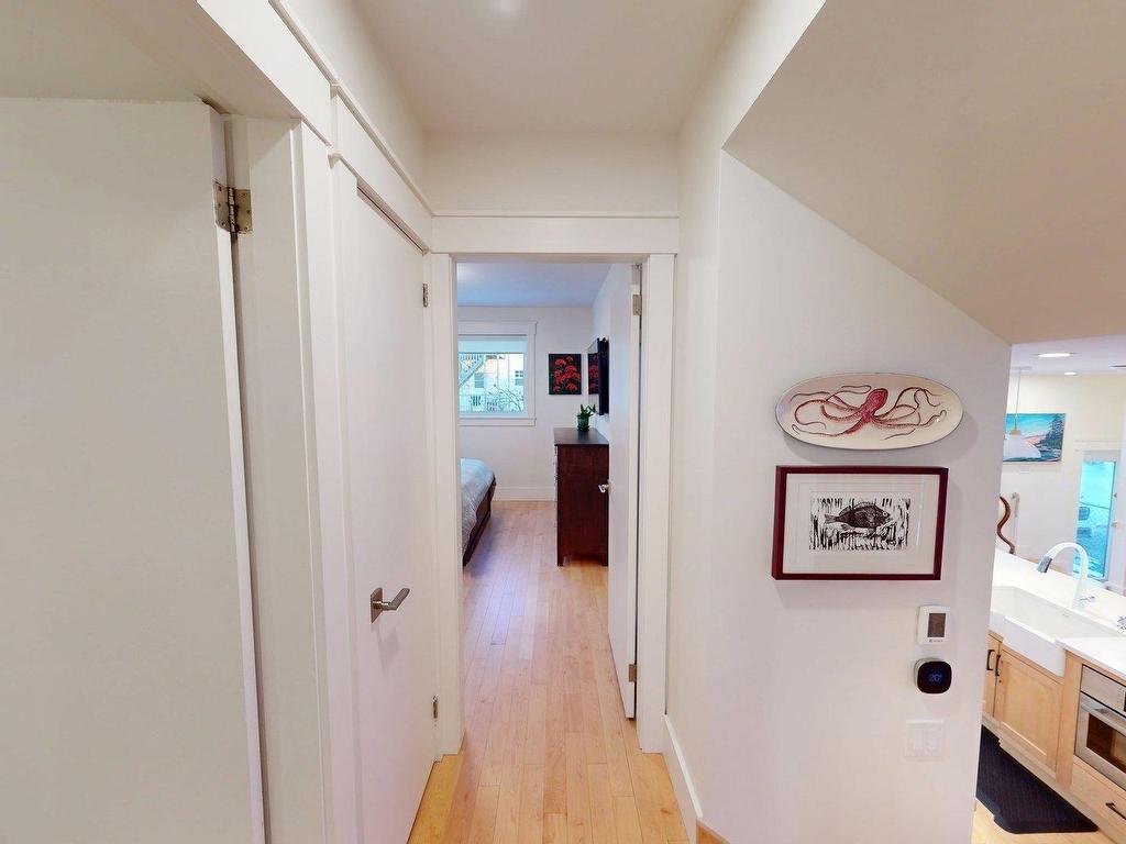 












6368 Edinburgh Street

,
Halifax,




NS
B3L 1W4

