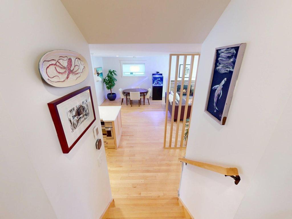 












6368 Edinburgh Street

,
Halifax,




NS
B3L 1W4

