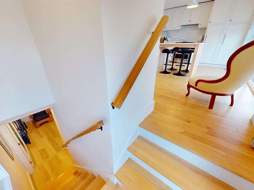 












6368 Edinburgh Street

,
Halifax,




NS
B3L 1W4

