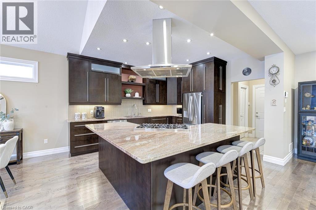 












941 PIONEER GROVE Court

,
Kitchener,




Ontario
N2P0B2

