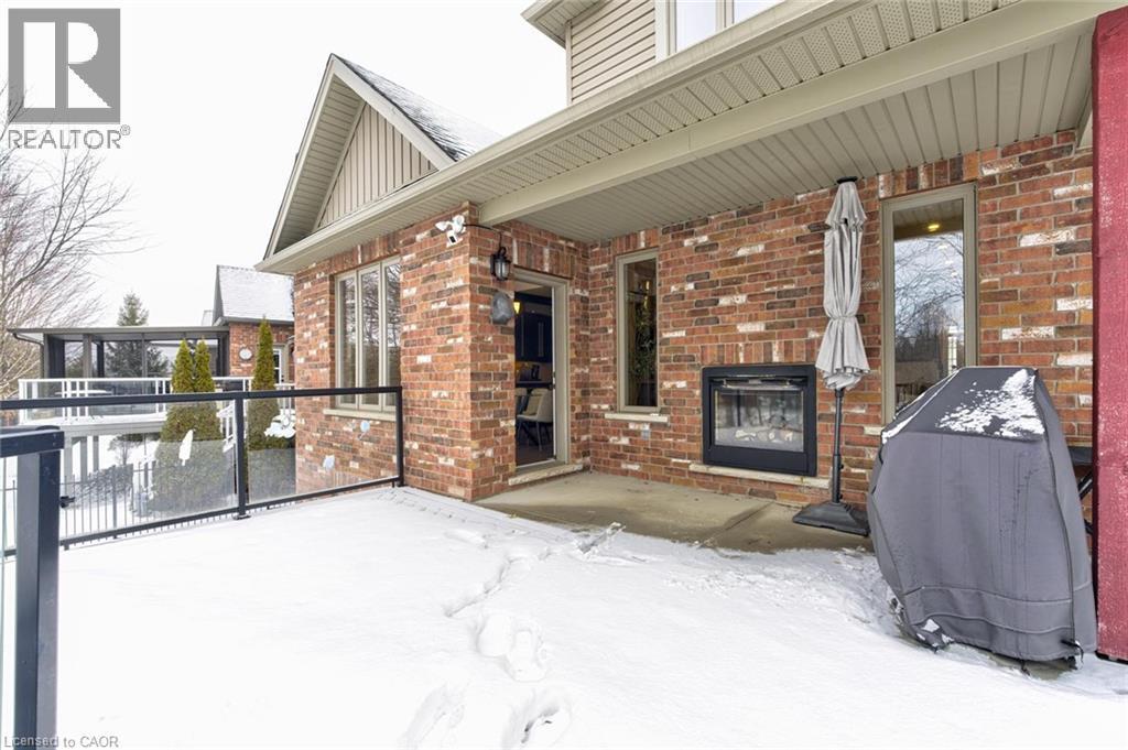 












941 PIONEER GROVE Court

,
Kitchener,




Ontario
N2P0B2

