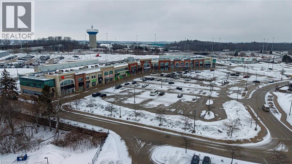 












941 PIONEER GROVE Court

,
Kitchener,




Ontario
N2P0B2

