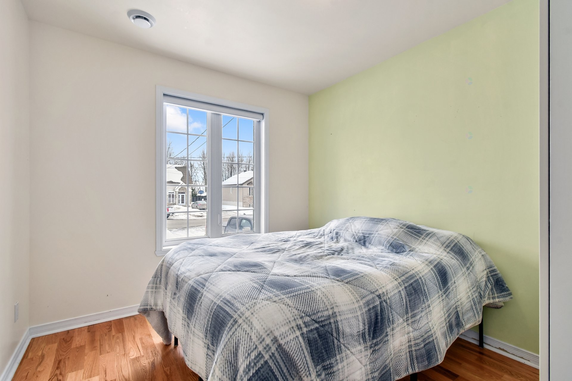 









171


Rue R.-L.-Rivard

,
Saint-Lin/Laurentides,




QC
J5M2E4

