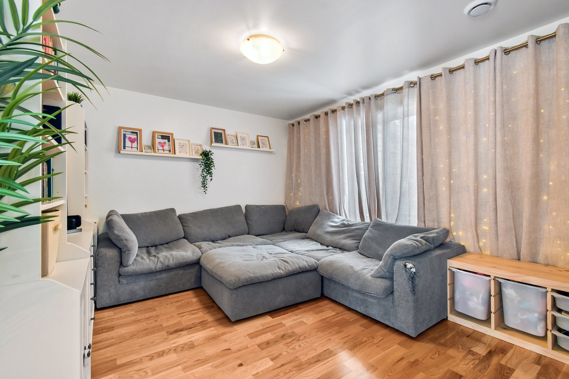 









171


Rue R.-L.-Rivard

,
Saint-Lin/Laurentides,




QC
J5M2E4

