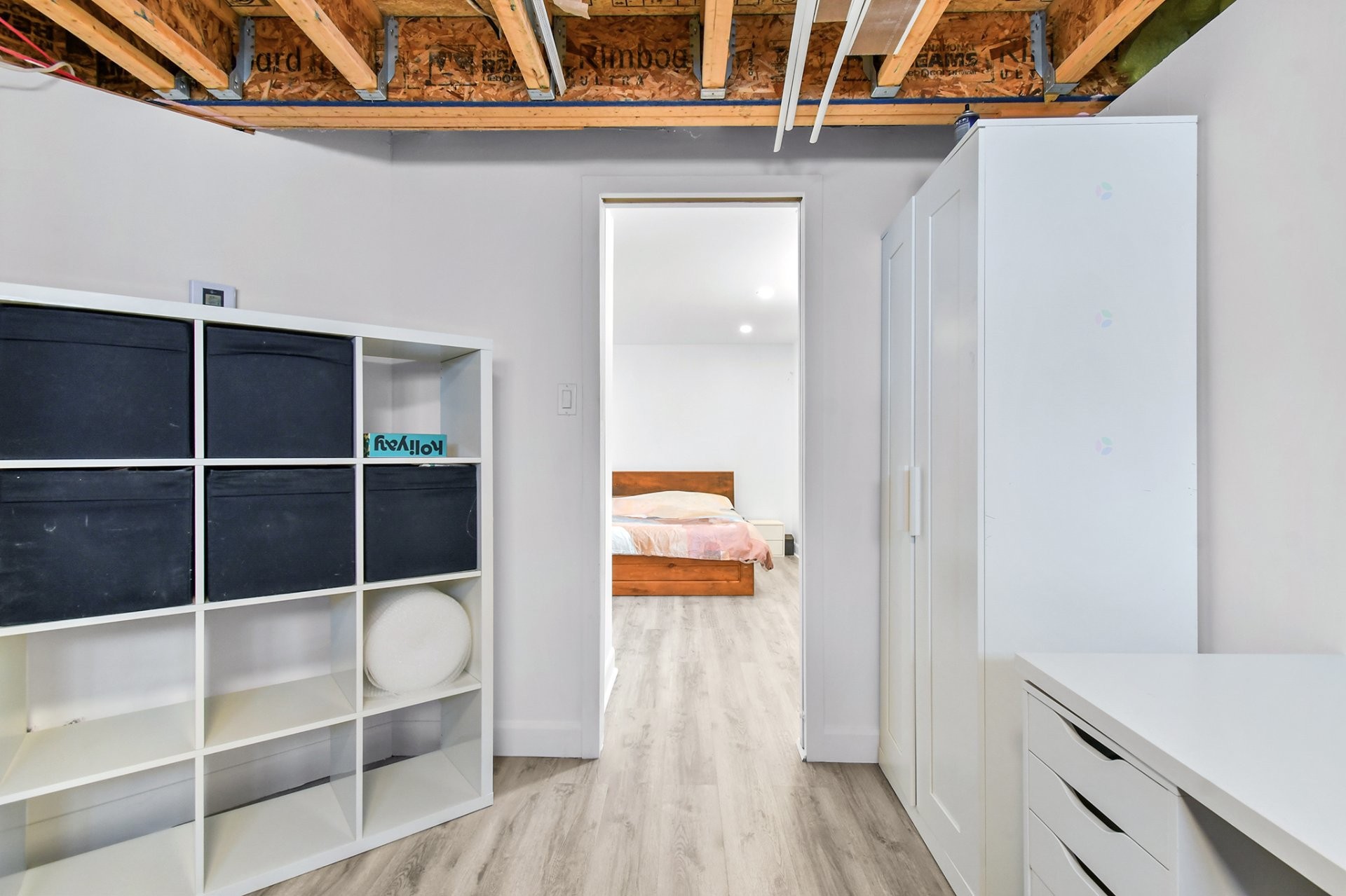 









171


Rue R.-L.-Rivard

,
Saint-Lin/Laurentides,




QC
J5M2E4

