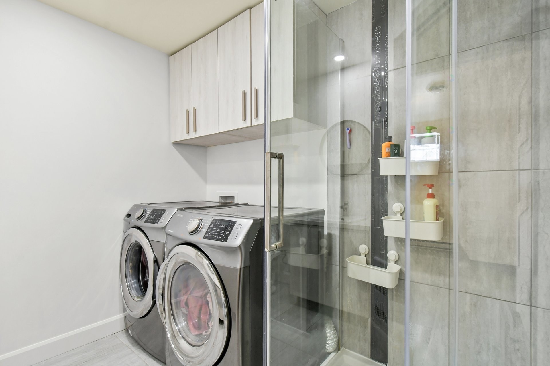 









171


Rue R.-L.-Rivard

,
Saint-Lin/Laurentides,




QC
J5M2E4

