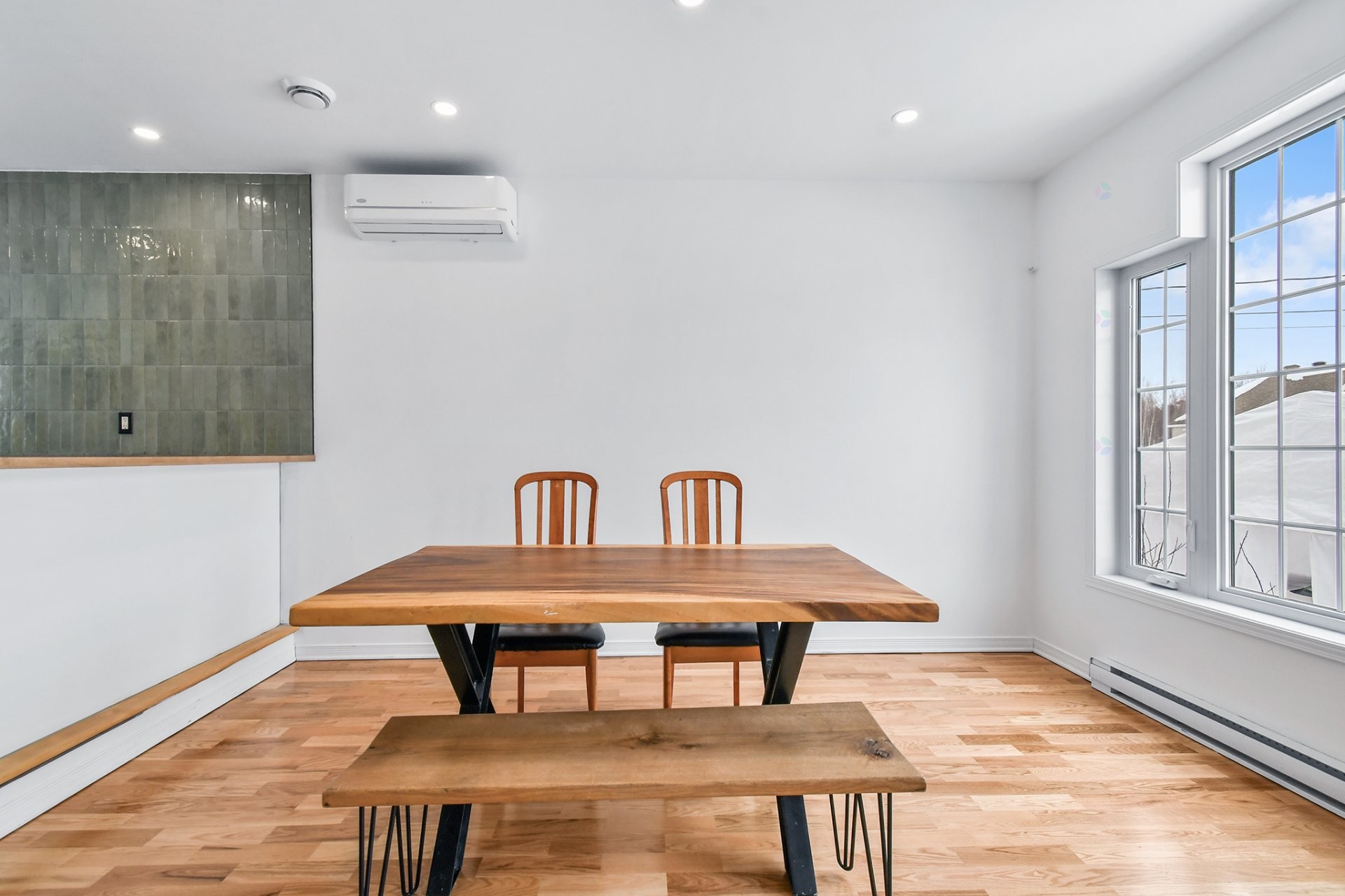 









171


Rue R.-L.-Rivard

,
Saint-Lin/Laurentides,




QC
J5M2E4

