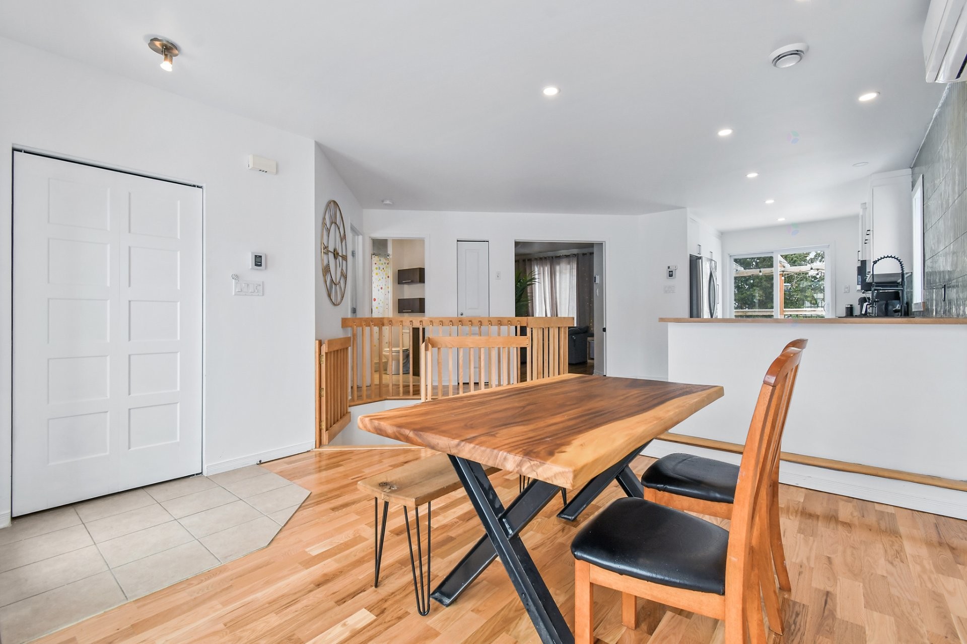 









171


Rue R.-L.-Rivard

,
Saint-Lin/Laurentides,




QC
J5M2E4

