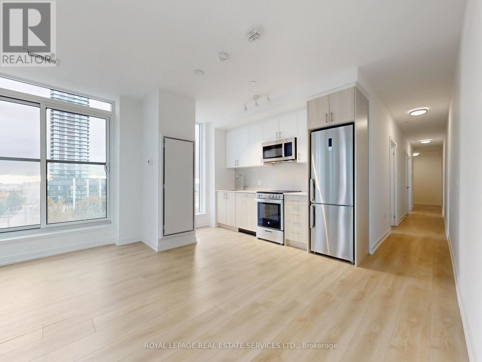 












614 - 1195 THE QUEENSWAY

,
Toronto,




Ontario
M8Z0H1

