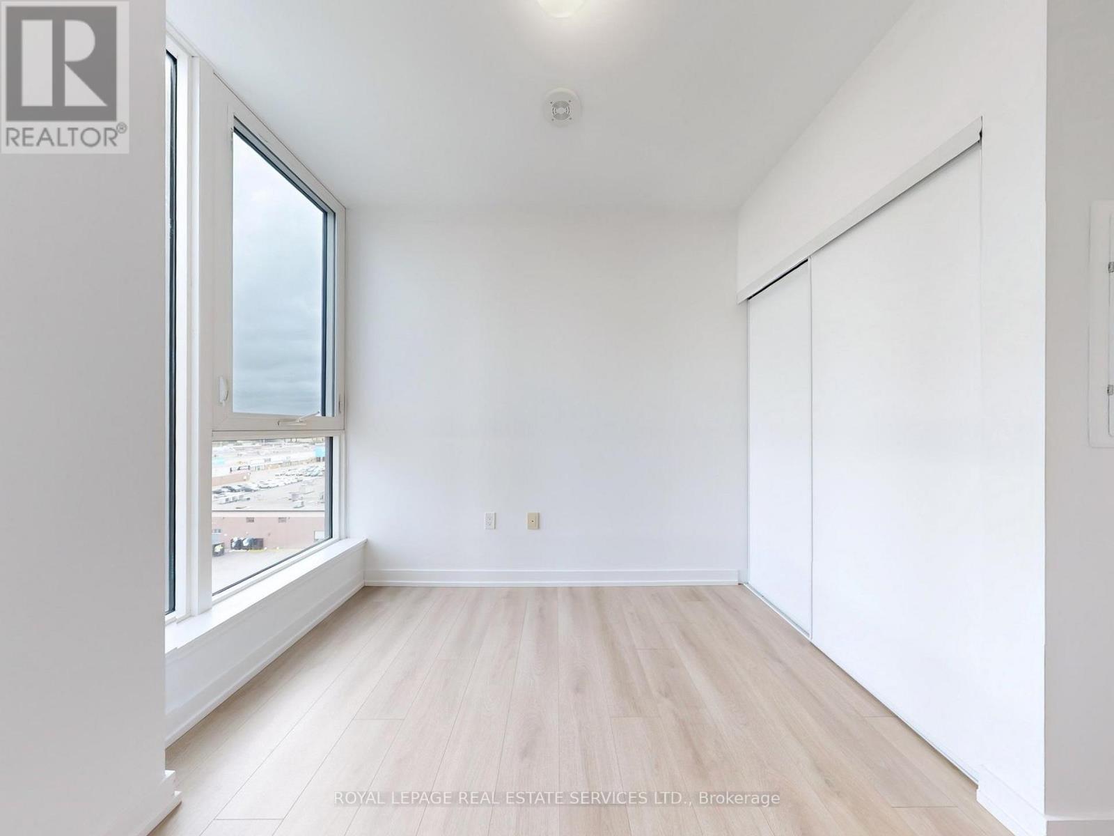 












614 - 1195 THE QUEENSWAY

,
Toronto,




Ontario
M8Z0H1

