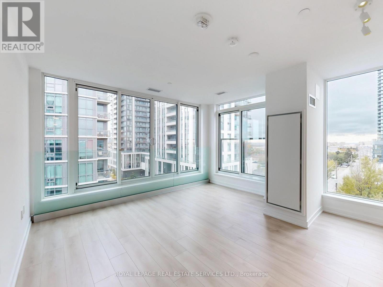 












614 - 1195 THE QUEENSWAY

,
Toronto,




Ontario
M8Z0H1

