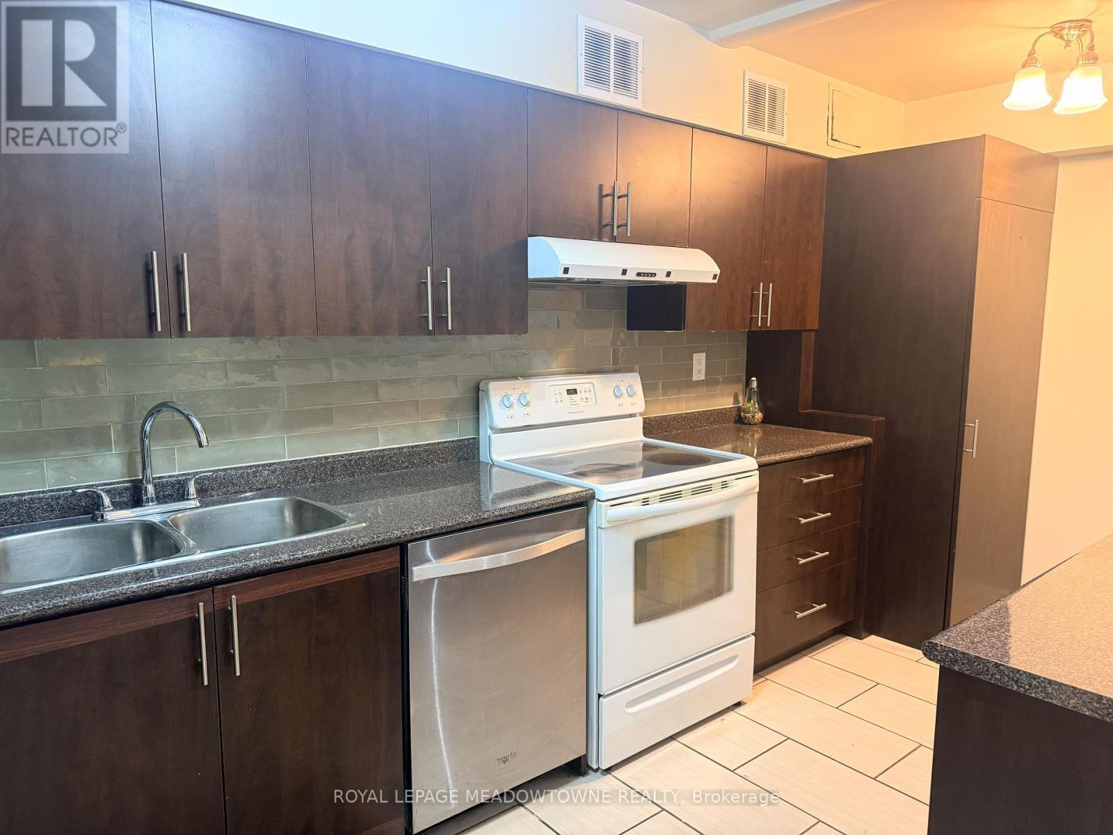 












704 - 1338 YORK MILLS ROAD

,
Toronto,




Ontario
M3A3M3

