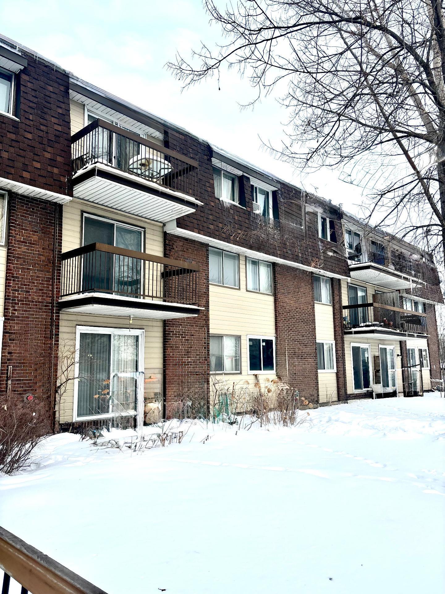 









39


Boul. Brunswick

, 302,
Dollard-des-Ormeaux,




QC
H9B2M2

