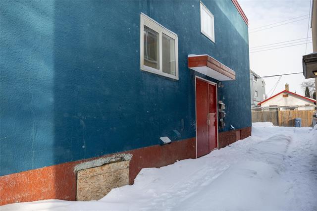 









683


Toronto

ST,
Winnipeg,




MB
R3R 1Z4

