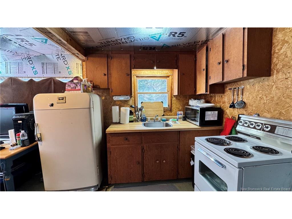 









174


Indian Gardens

RD,
Red Bank,




NB
E9E 1T1

