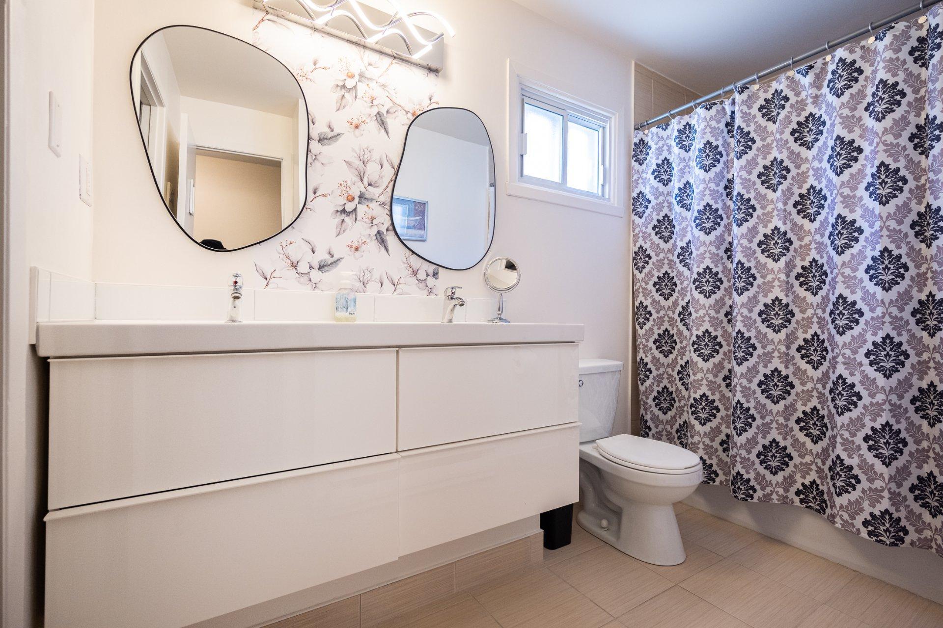 









503


Rue de Callas

,
Laval (Chomedey),




QC
H7W4V2

