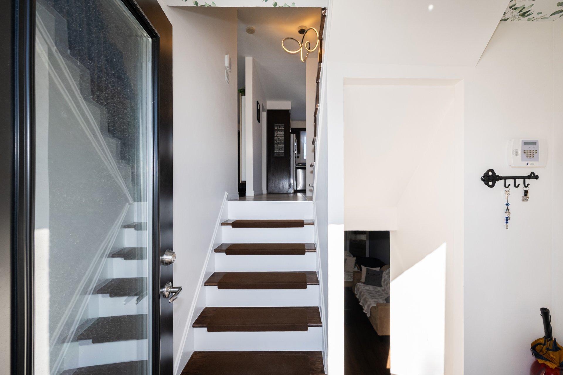 









503


Rue de Callas

,
Laval (Chomedey),




QC
H7W4V2

