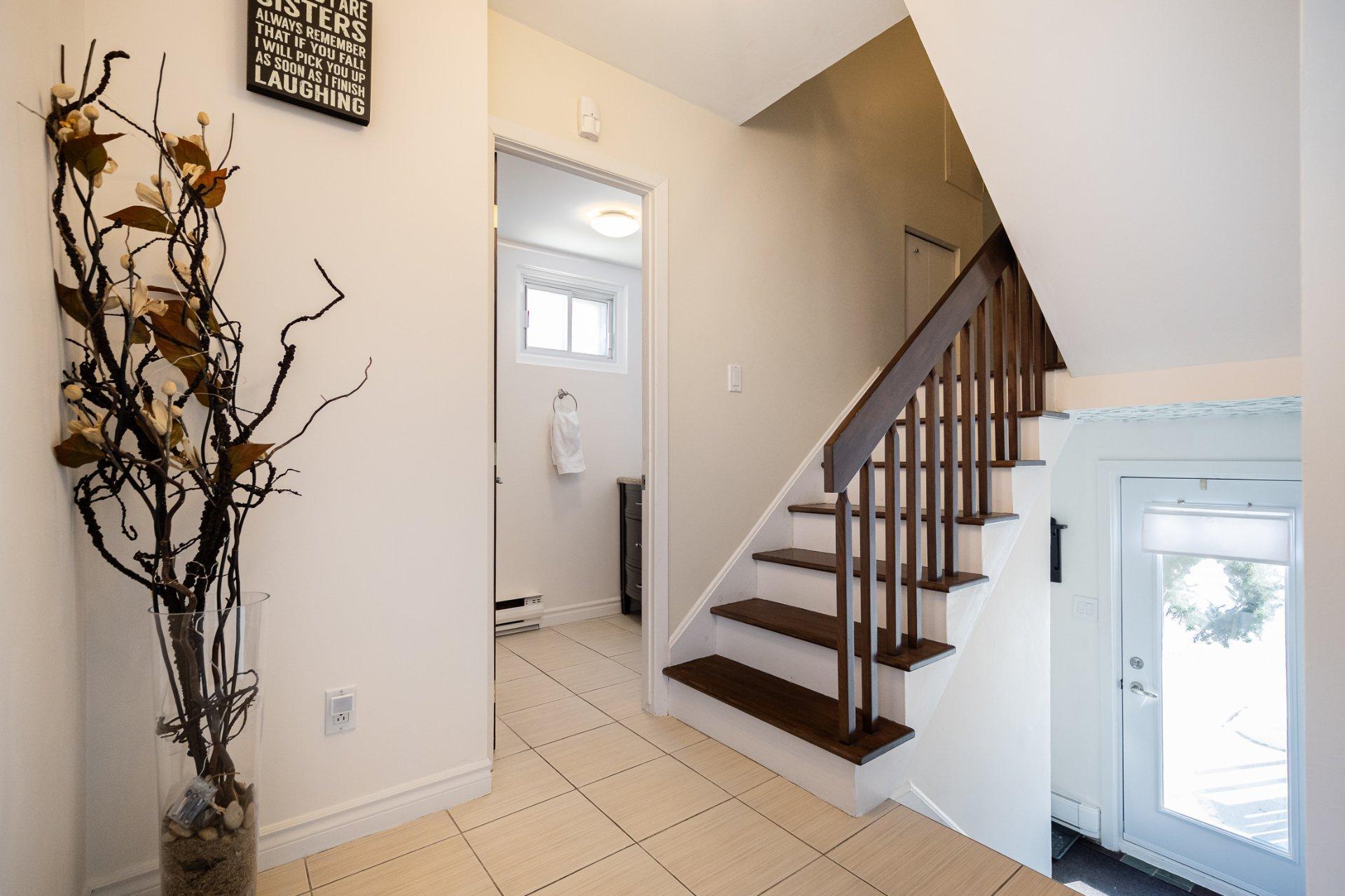 









503


Rue de Callas

,
Laval (Chomedey),




QC
H7W4V2

