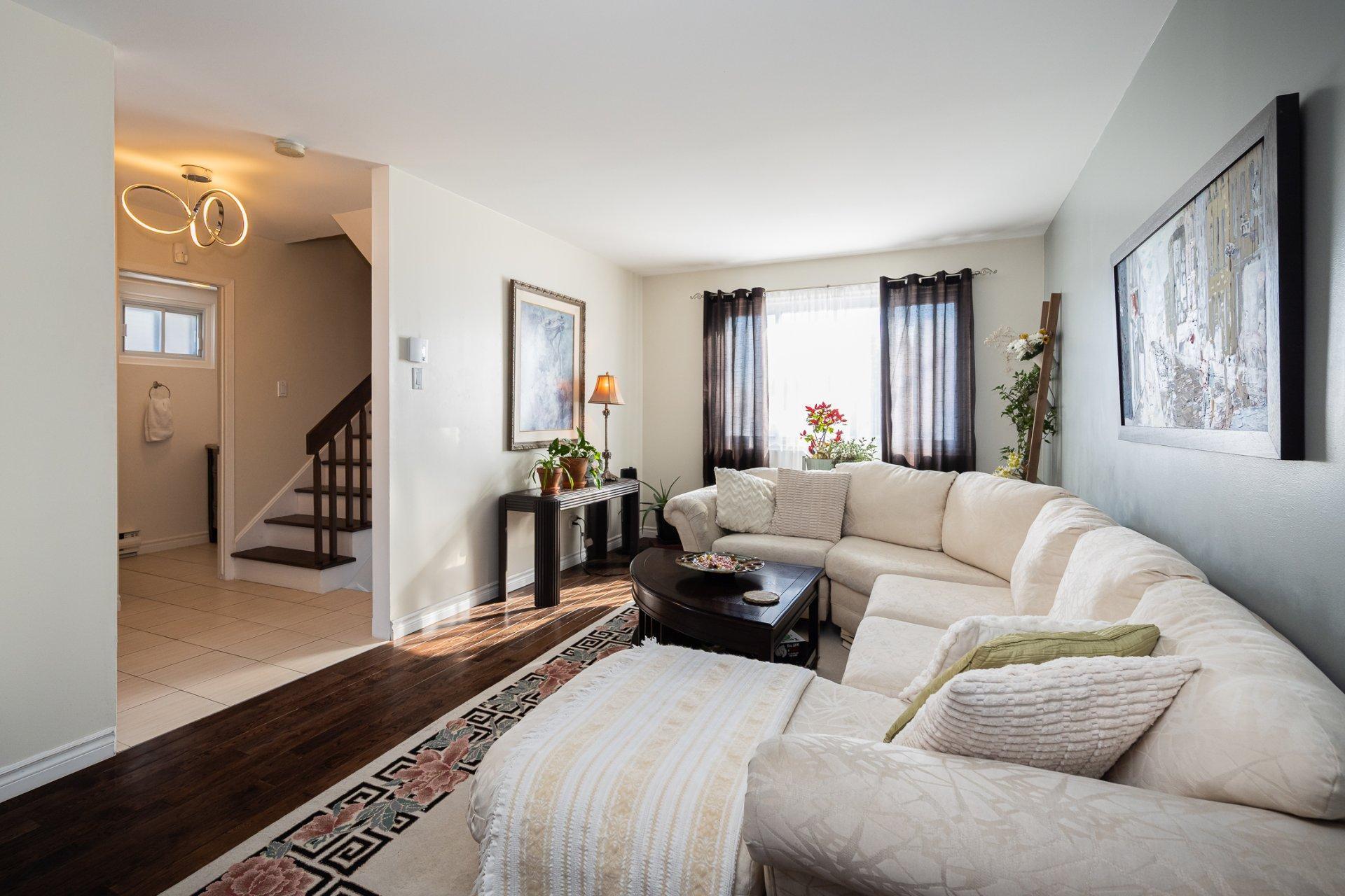 









503


Rue de Callas

,
Laval (Chomedey),




QC
H7W4V2

