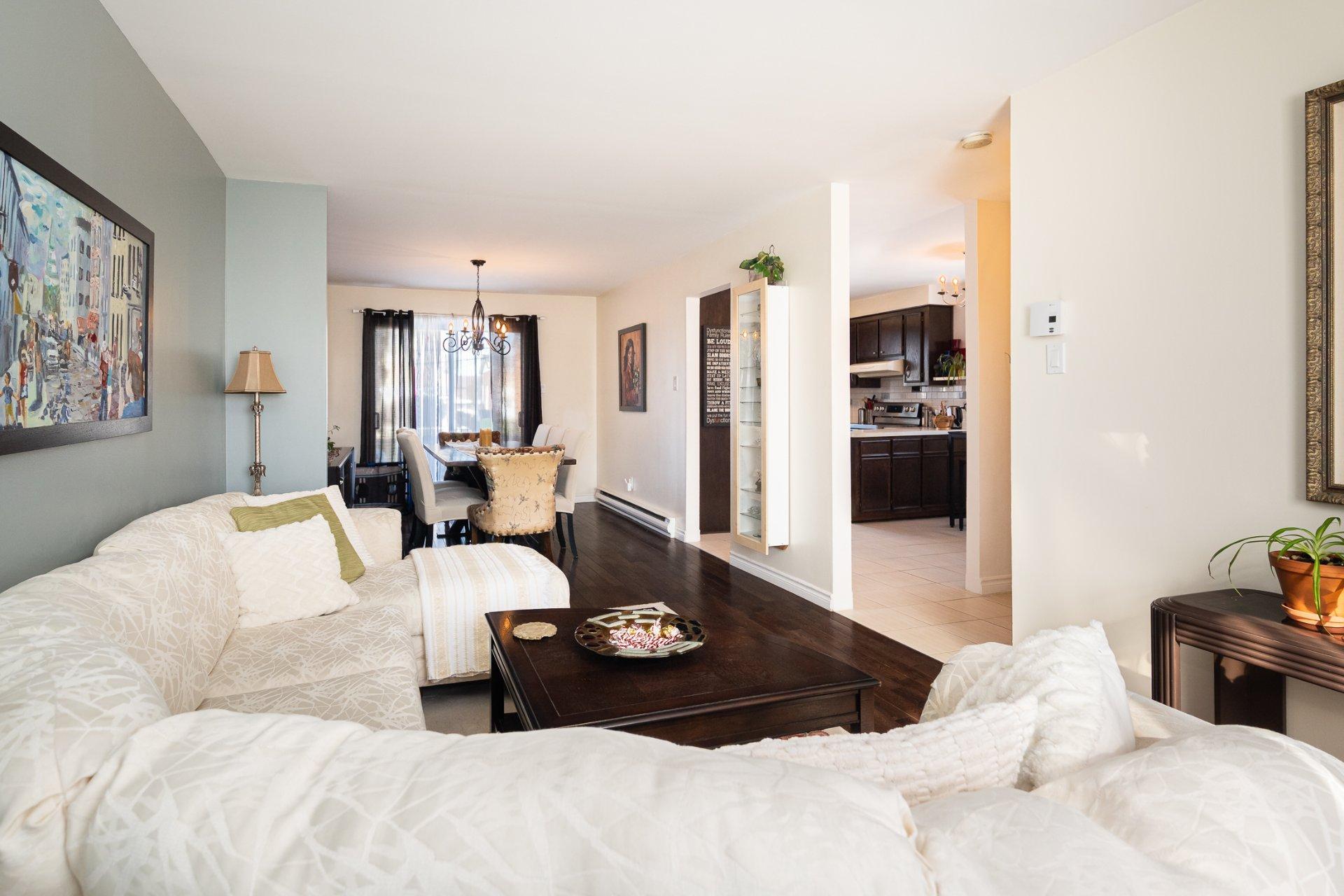 









503


Rue de Callas

,
Laval (Chomedey),




QC
H7W4V2

