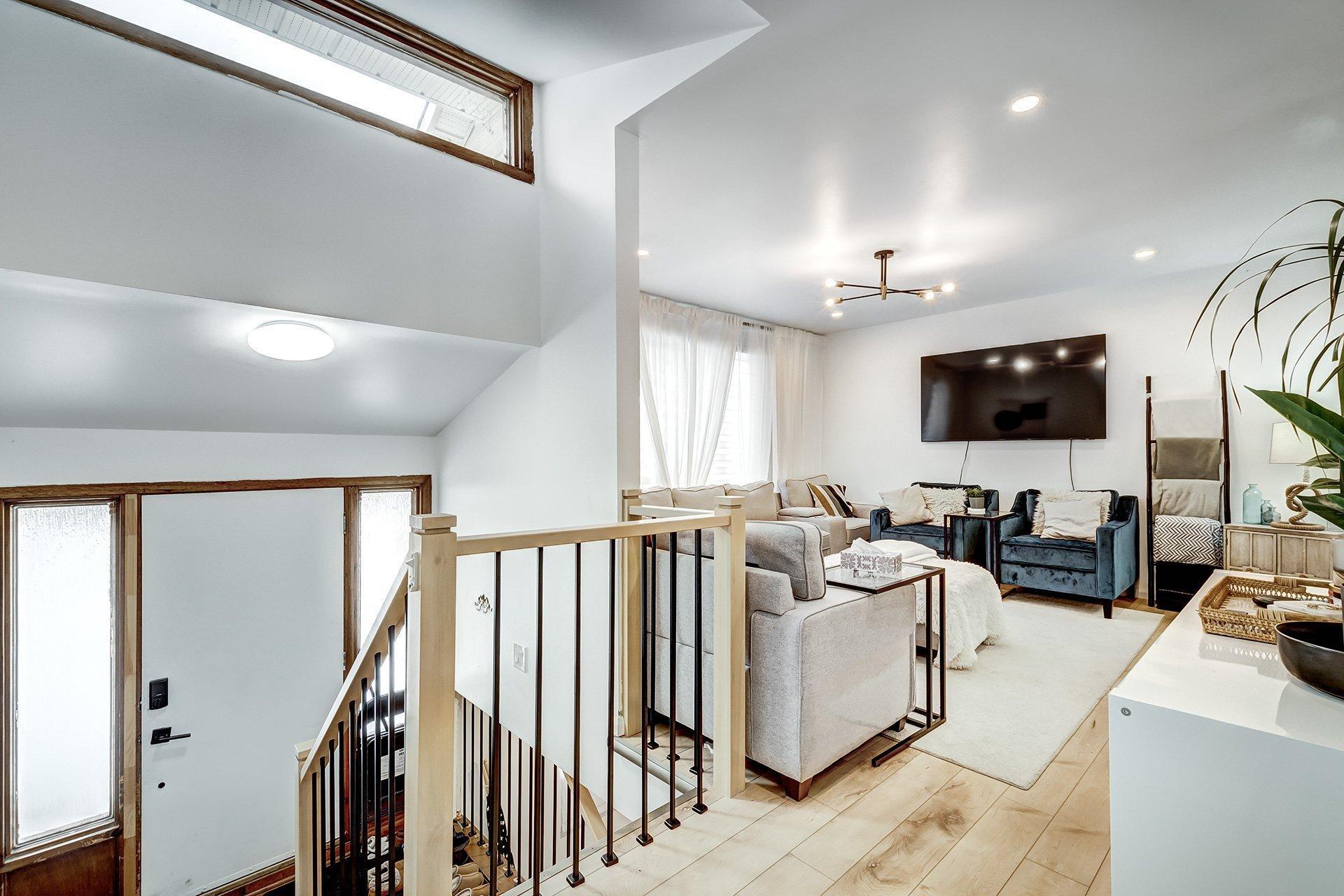 









90


Rue Audubon

,
Dollard-des-Ormeaux,




QC
H9B3E9

