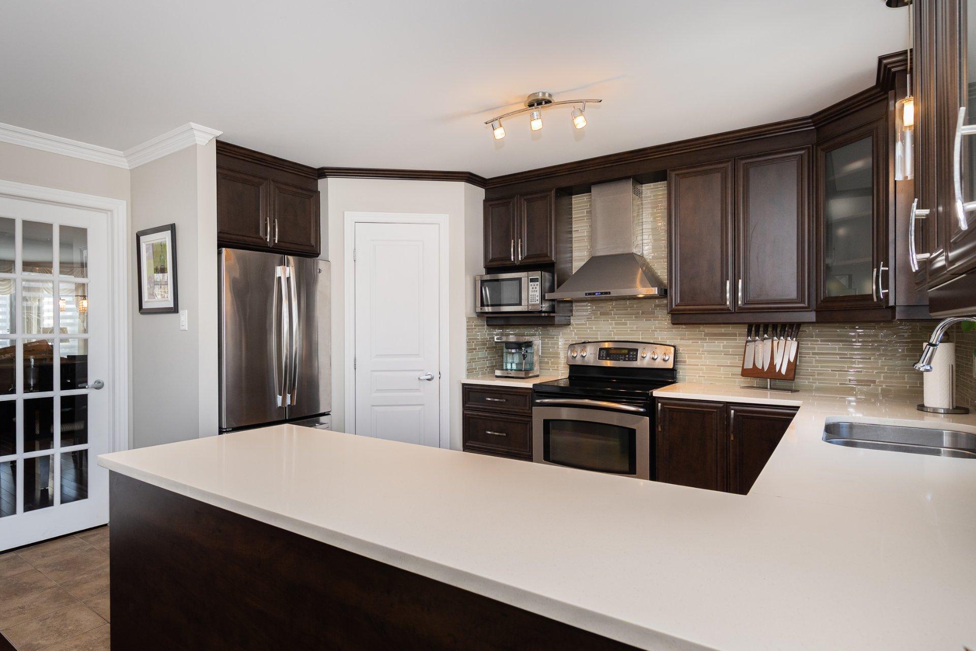 









4665


Rue Gaston-Chapleau

,
Laval (Chomedey),




QC
H7W0B5

