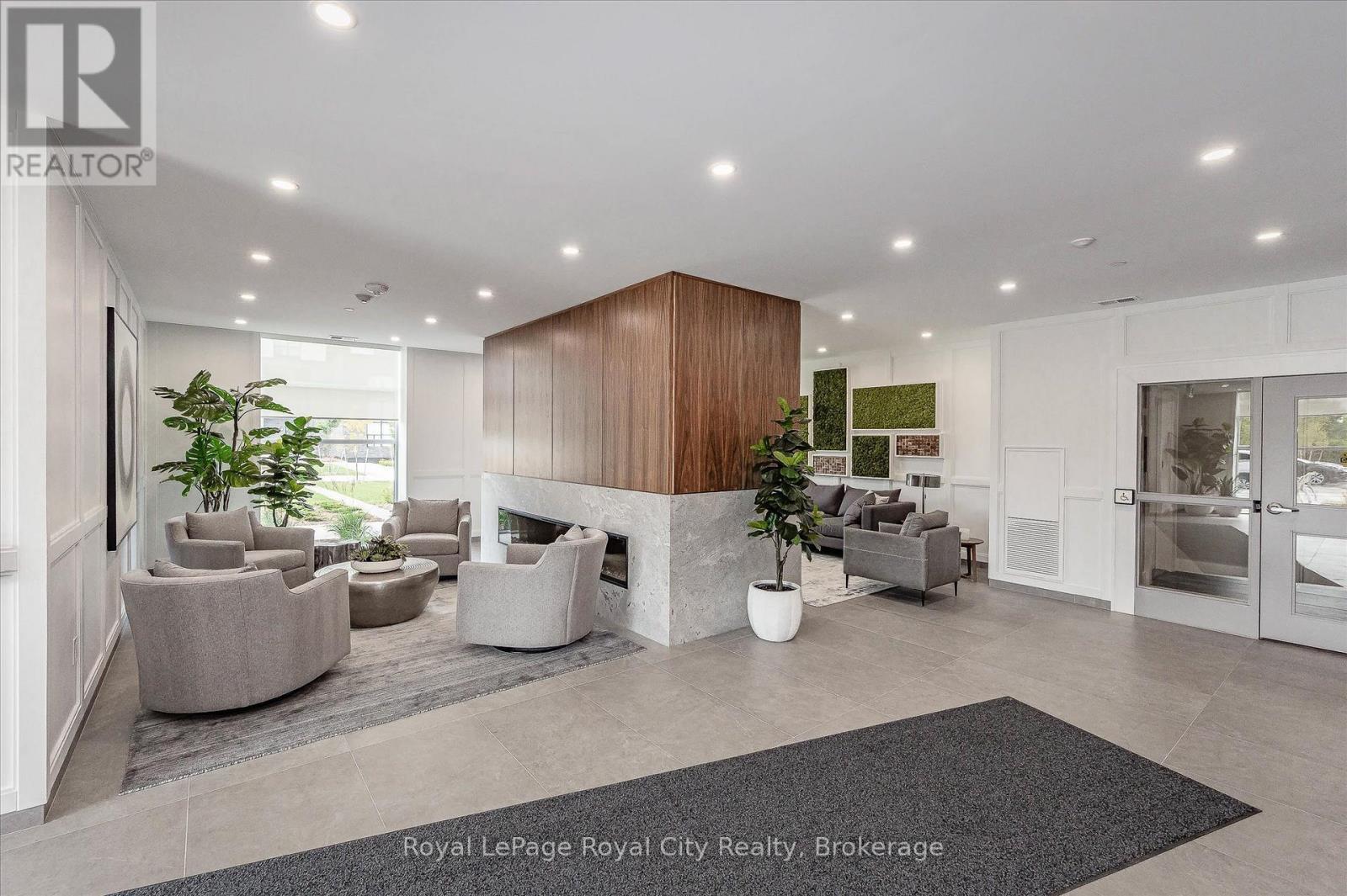 












809 - 1880 GORDON STREET

,
Guelph (Pineridge/Westminster Woods),




Ontario
N1L0P5

