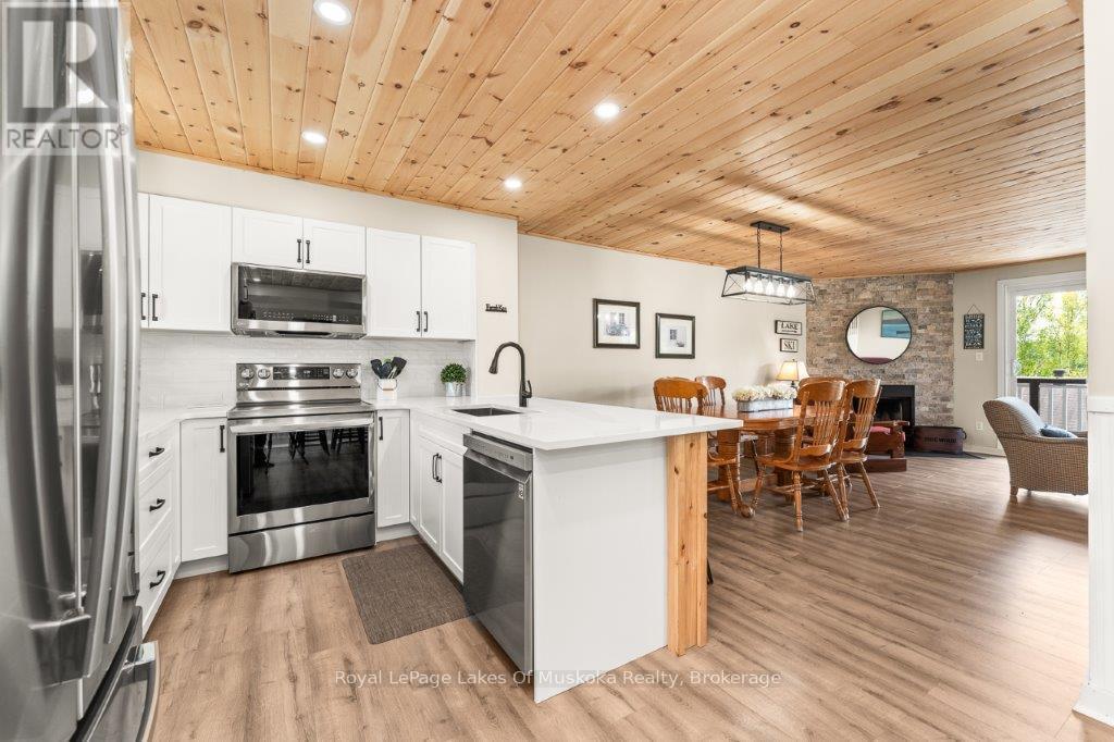 












30 TURNER DRIVE

,
Huntsville (Chaffey),




Ontario
P1H1A8

