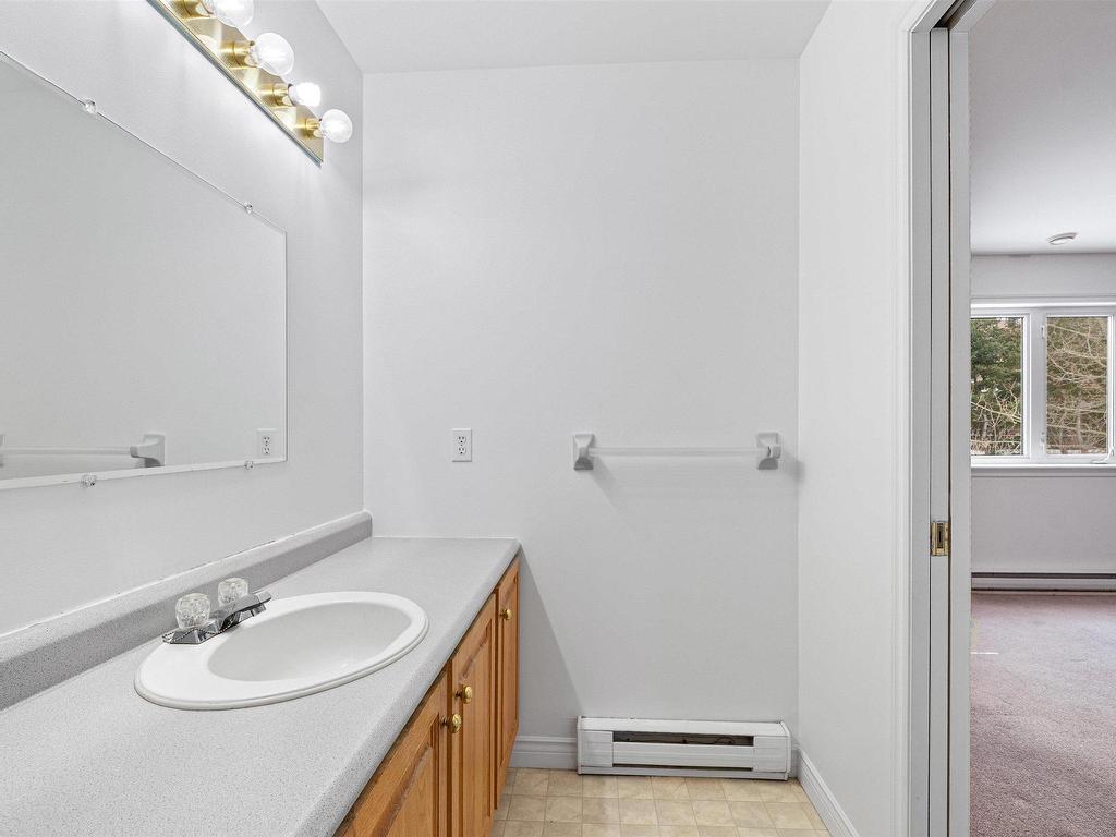 












20 Glenbourne Court

,
Halifax,




NS
B3S 1E2

