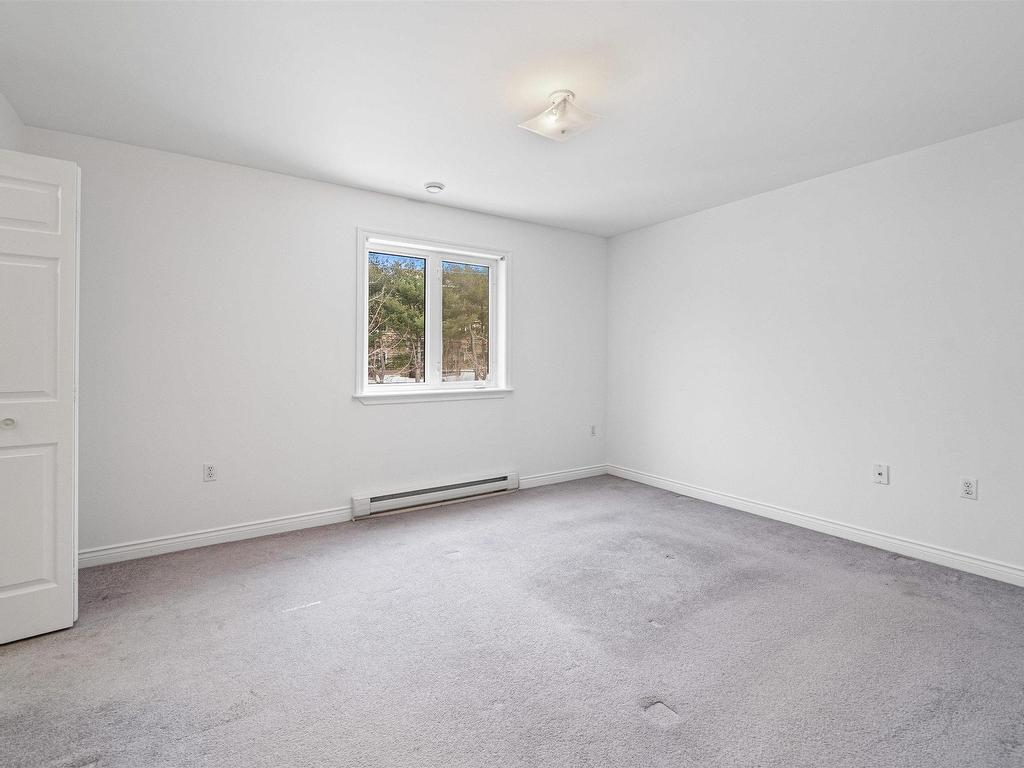 












20 Glenbourne Court

,
Halifax,




NS
B3S 1E2

