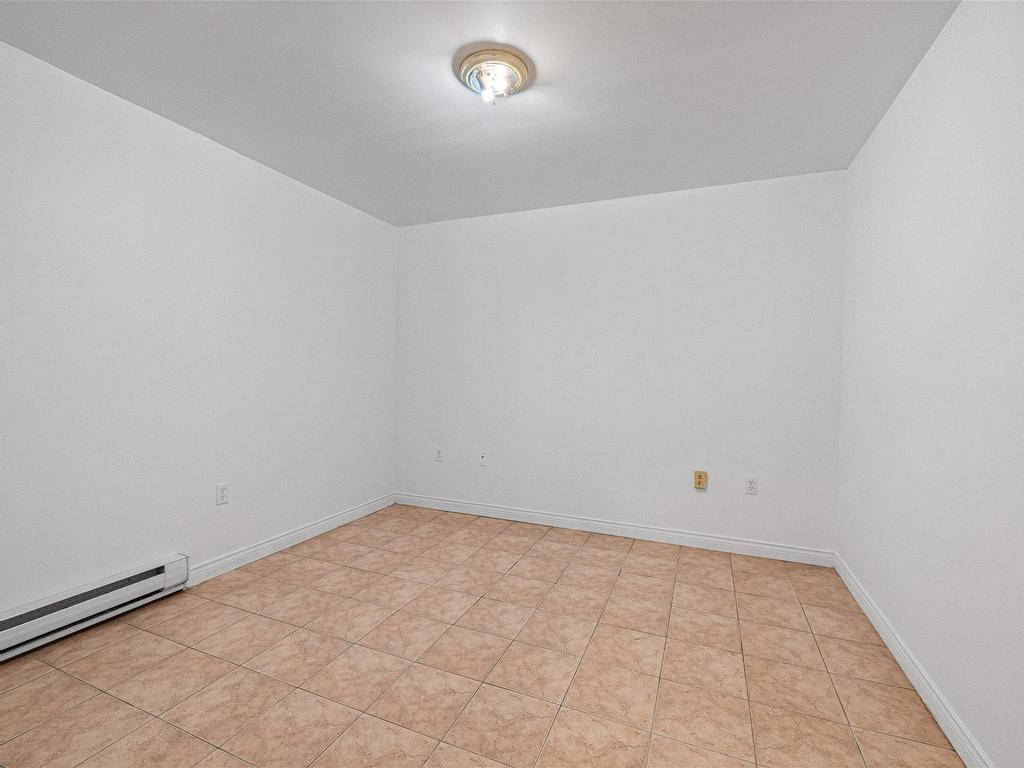 












20 Glenbourne Court

,
Halifax,




NS
B3S 1E2

