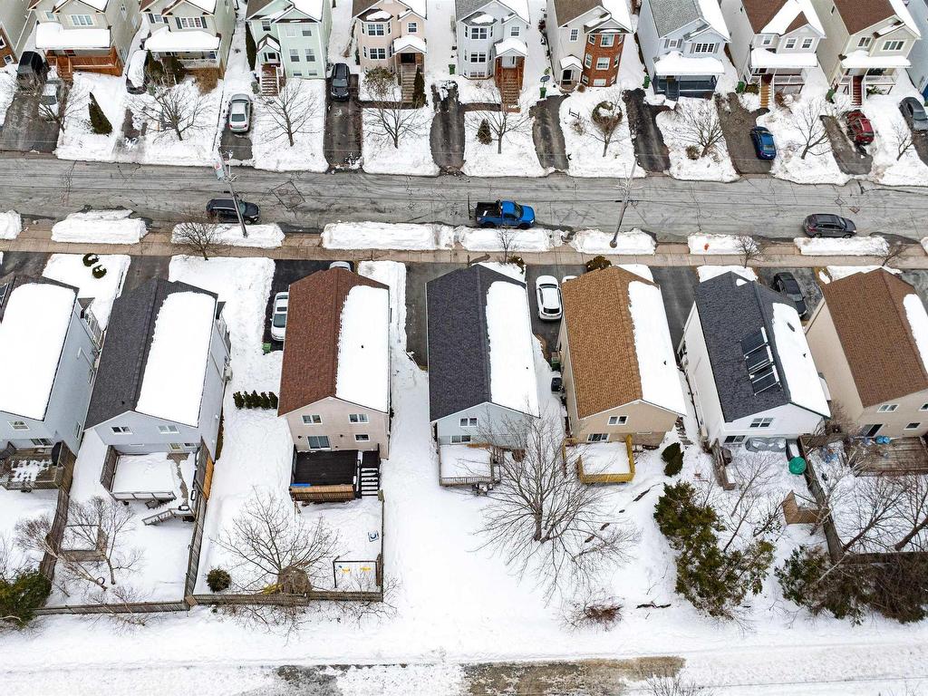 












20 Glenbourne Court

,
Halifax,




NS
B3S 1E2

