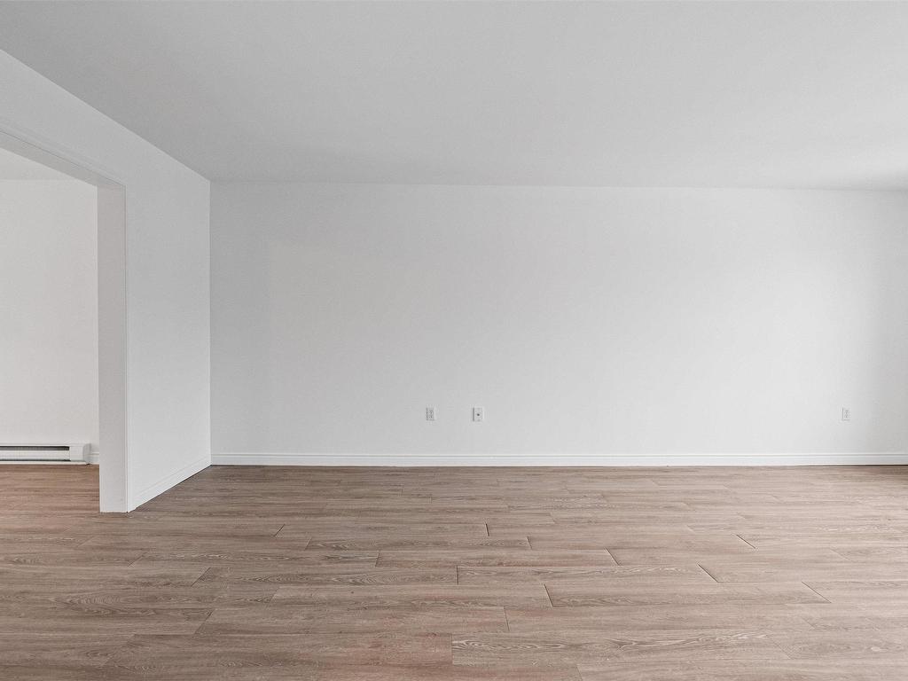 












20 Glenbourne Court

,
Halifax,




NS
B3S 1E2

