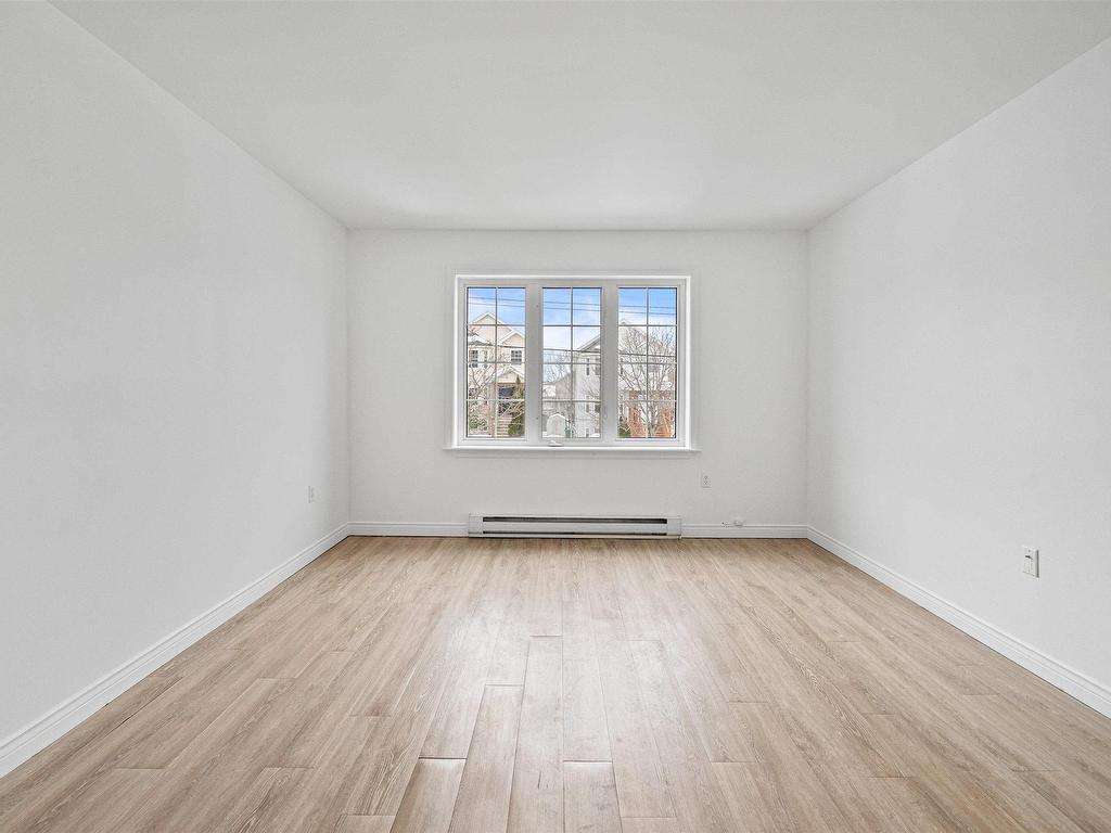 












20 Glenbourne Court

,
Halifax,




NS
B3S 1E2

