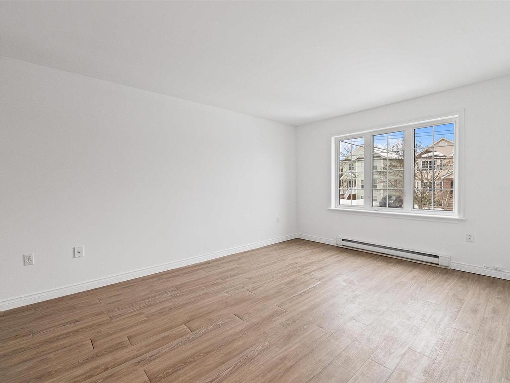 












20 Glenbourne Court

,
Halifax,




NS
B3S 1E2

