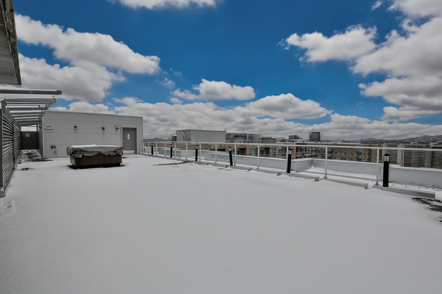 









10050


Place de l'Acadie

, 142,
Montréal (Ahuntsic-Cartierville),




QC
H4N0C8

