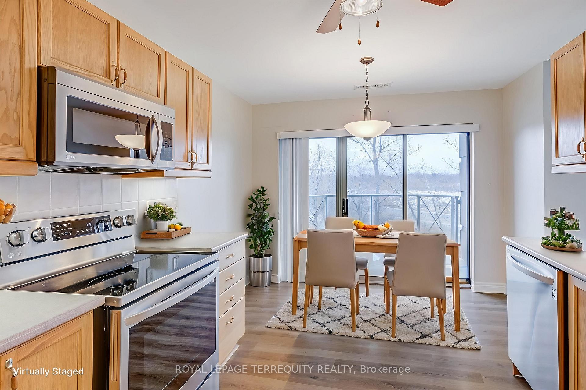 









2085


Amherst Heights

Drive, 212,
Burlington,




ON
L7P 5C2

