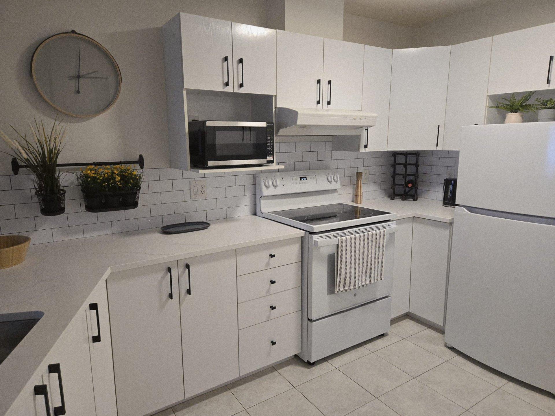 









103


Rue du Château

, 304,
Gatineau (Hull),




QC
J9A3E1

